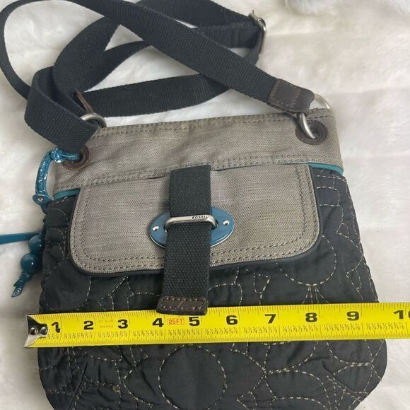 - Fossil Key-Per black quilted fabric ,gray trim and teal accents. Crossbo… - Picture 6 of 13